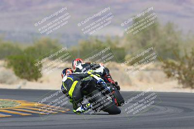 media/Oct-30-2022-CVMA (Sun) [[fb421c3cec]]/Race 11 Amateur Supersport Open/